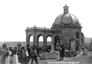 Monumento a Monseñor Árciga, hoy capilla del Panteón