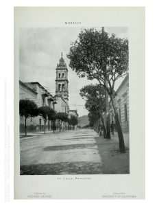 Calle Nacional, antes Calle Real, hoy Avenida Madero Oriente.