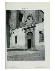 Entrada de la capilla actual de San José, en la esquina de las calles Emiliano Zapata y Belisario Domínguez