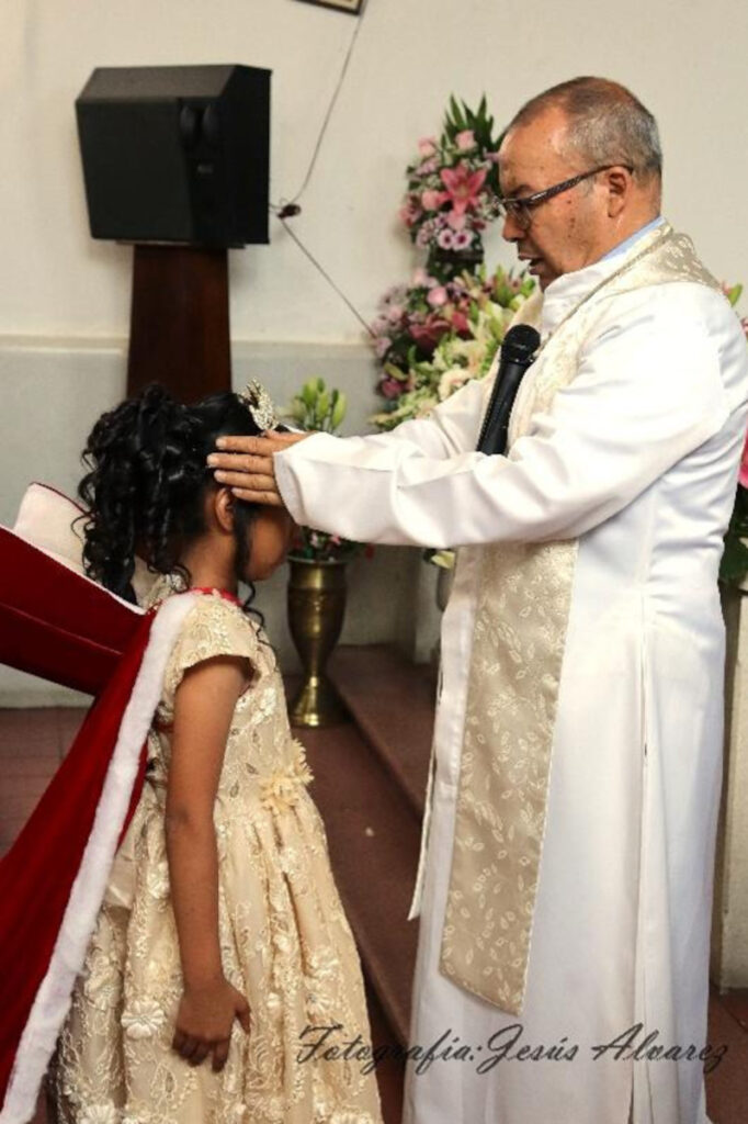 La coronación de la 
reina 60 años después [Fotografía del autor]